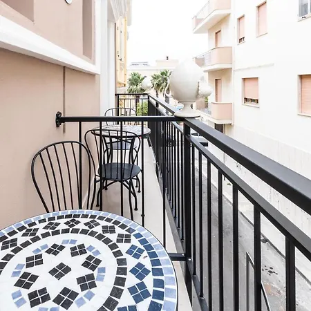 Palazzo Montagna B&B 갈리폴리